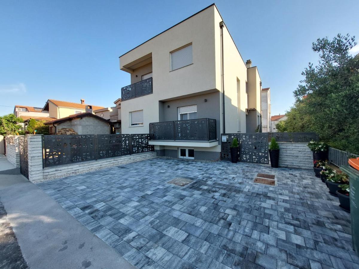 Family Apartment Amare Zadar Exteriör bild